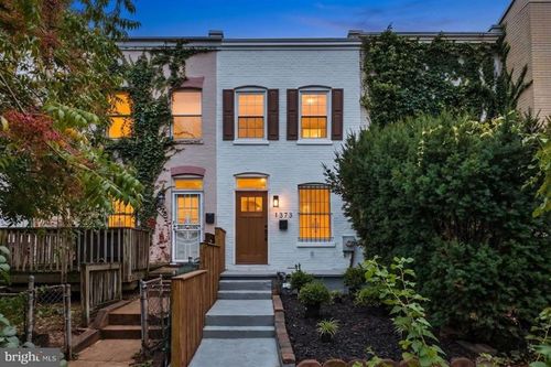 1373 K St Se, WASHINGTON, DC, 20003 | Card Image