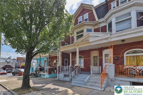 422 W Tilghman St, Allentown, PA, 18102-2426 | Card Image