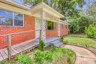 18 S 72nd Ave, House other with 3 bedrooms, 2 bathrooms and 2 parking in Pensacola FL | Image 1