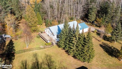 1403 Bartlett Lake Rd, Sprucedale, ON, P0A1Y0 | Card Image