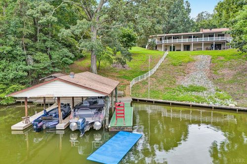 154 Brooks Point Ln, Union Hall, VA, 24176-3882 | Card Image