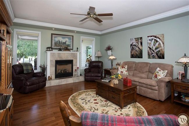Gas Fireplace (Propane) | Image 10
