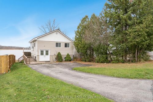 122 Mitchells Beach Rd, Victoria Harbour, ON, L0K2A0 | Card Image