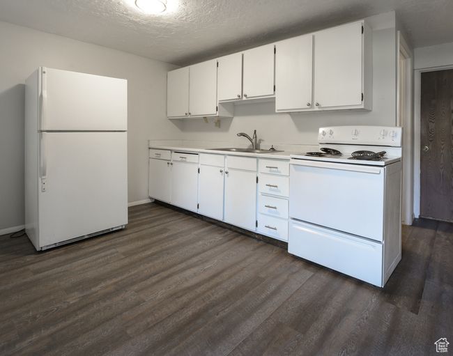 Studio Kitchen | Image 18