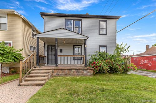8889 Lane Street, Detroit, MI, 48209 | Card Image