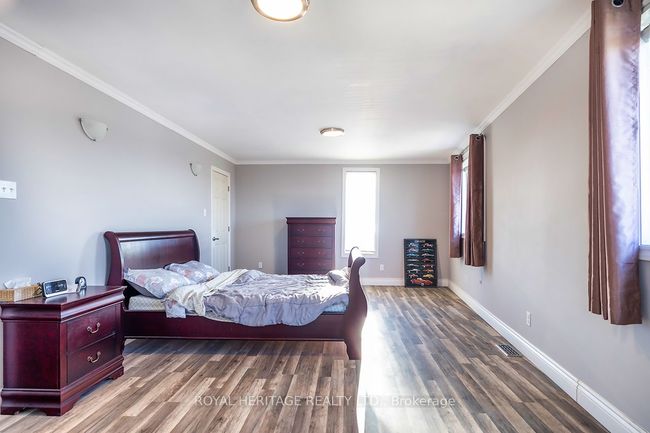 64 Cedar Grove Dr, House other with 3 bedrooms, 2 bathrooms and 5 parking in Caesarea ON | Image 7
