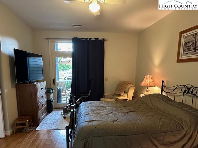 A2 - 495 W Landing Dr, Condo with 2 bedrooms, 2 bathrooms and null parking in Jefferson NC | Image 9