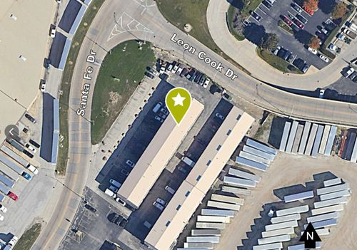 ste-l-7097 Santa Fe Dr, Hodgkins, IL, 60525-5125 | Card Image