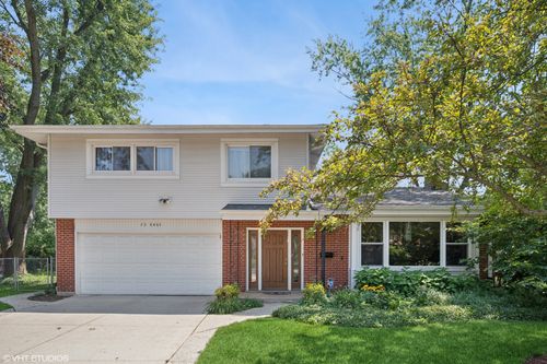 75 Mulberry East Rd, Deerfield, IL, 60015-5059 | Card Image