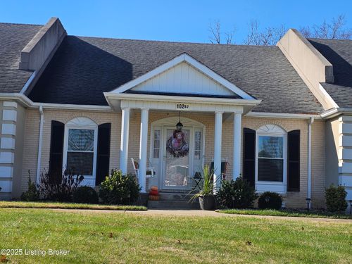 b-2-102 Regency Ct, Campbellsville, KY, 42718-1924 | Card Image