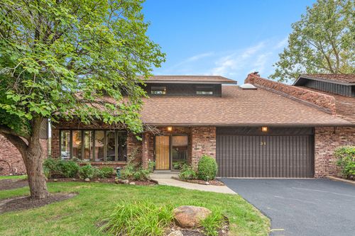 31 Lucas Drive, Palos Hills, IL, 60465 | Card Image