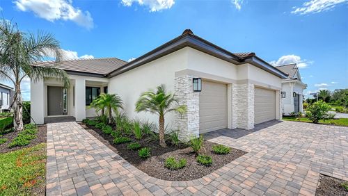 17645 Meandering Palms Crossing, BRADENTON, FL, 34212 | Card Image