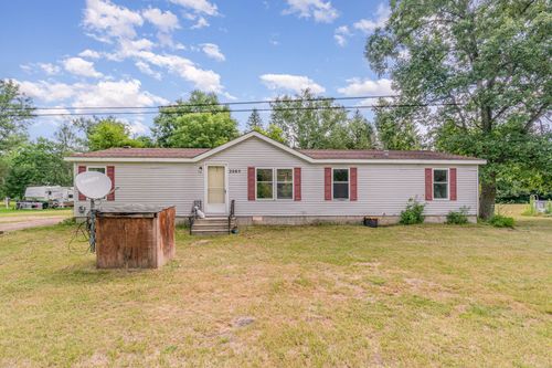 2065 S Meridian Road, Mt Haley Township, MI, 48626 | Card Image