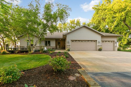 10658 585th St, Claremont, MN, 55924-4586 | Card Image