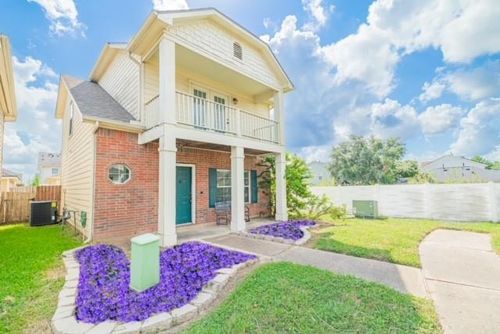 6146 Settlers Lake Cir E, Katy, TX, 77449-2070 | Card Image