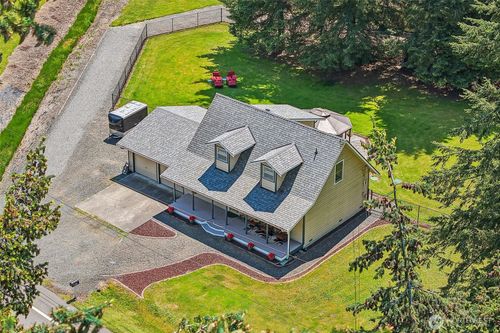 6118 180th Pl Nw, Stanwood, WA, 98292-7769 | Card Image