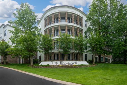 apt-105-2600 Hillsboro Pike, Nashville, TN, 37212-5633 | Card Image
