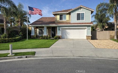 1439 Jewelstone Cir, Hemet, CA, 92545 | Card Image