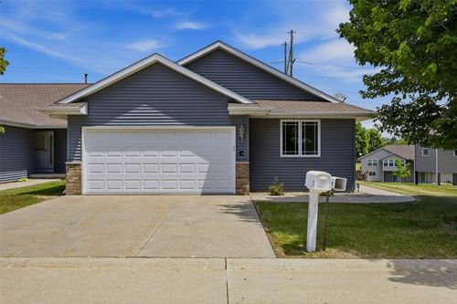c-3705 37th Avenue Sw, Cedar Rapids, IA, 52404 | Card Image