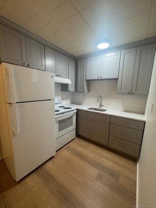 unit-a6-1575 Boston Ave, Bridgeport, CT, 06610-2626 | Card Image