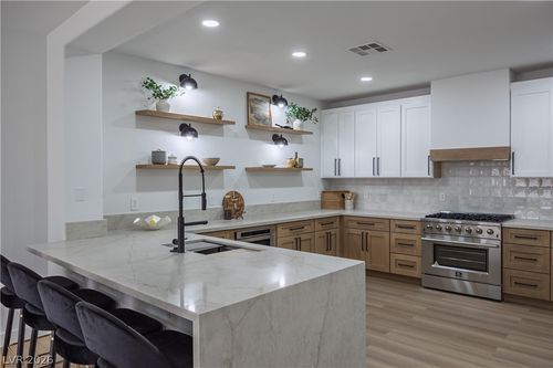 10982 Village Ridge Ln, Las Vegas, NV, 89135-7818 | Card Image