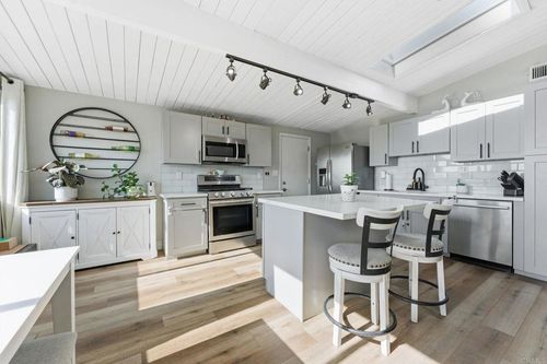 9838 Ivanho St, Spring Valley, CA, 91977 | Card Image