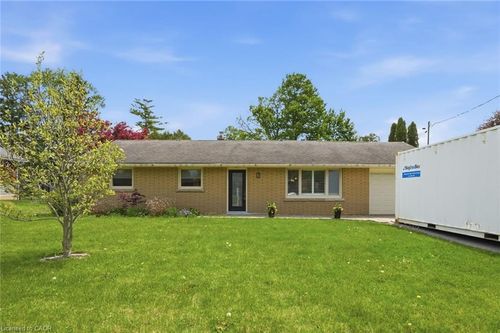 6 Stewart Drive, Burford, ON, N0E1A0 | Card Image