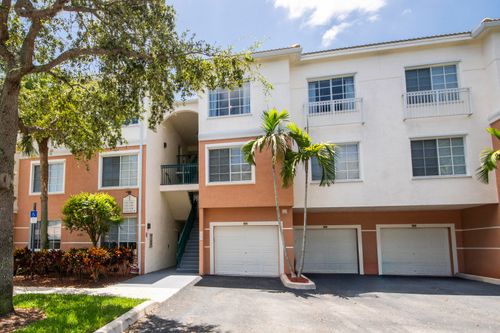 1305 Myrtlewood Cir E, Palm Beach Gardens, FL, 33418-6712 | Card Image