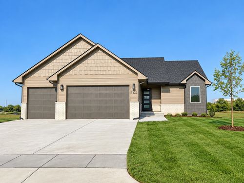 5432 N Toben Ct, Bel Aire, KS, 67226-8866 | Card Image
