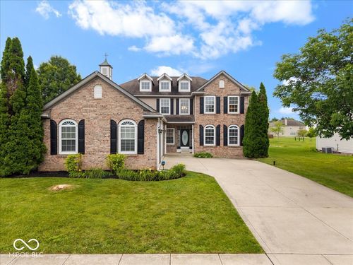 12647 Brookdale Dr, Fishers, IN, 46037-5946 | Card Image