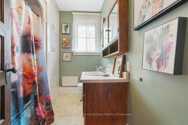 20 Belvedere Ave, House other with 6 bedrooms, 4 bathrooms and 3 parking in Parry Sound ON | Image 28