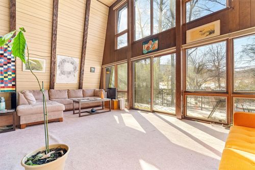 31 Bay View Ave, Cornwall On Hudson, NY, 12520-1704 | Card Image