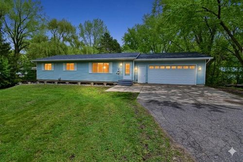 2404 76th Ave, Princeton, MN, 55371-6013 | Card Image