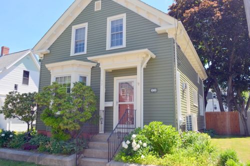 53 Russell Avenue, East Providence, RI, 02914 | Card Image