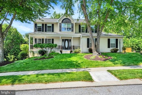 2613 Natalie Dr, YORK, PA, 17402-7514 | Card Image
