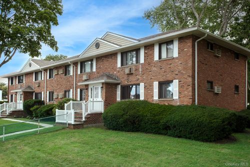 3-26 Perry Boulevard, Babylon, NY, 11757 | Card Image