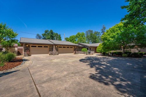 6913 Riverside Dr, Redding, CA, 96001-5425 | Card Image