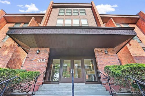 403-514 Coeur De Royale Dr, Saint Louis, MO, 63141-6934 | Card Image