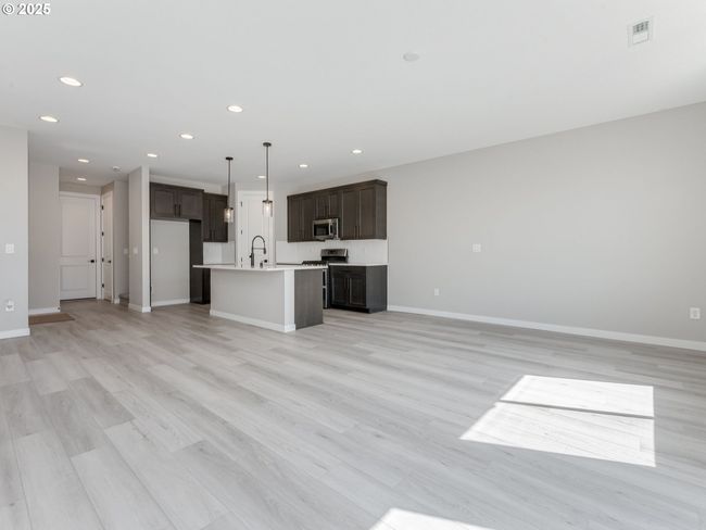 917 Nw 178 Th Way, House other with 3 bedrooms, 3 bathrooms and 2 parking in Ridgefield WA | Image 16