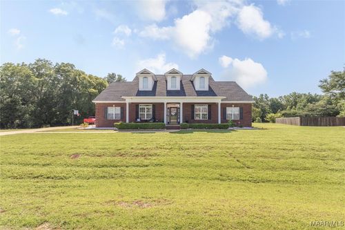 240 Jennifer Ln, Deatsville, AL, 36022-2698 | Card Image