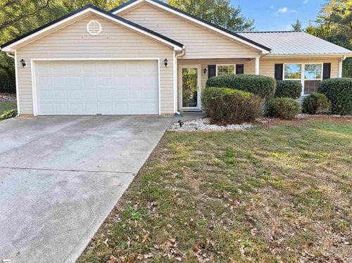 115 Bridgeview Dr, Anderson, SC, 29625-5501 | Card Image