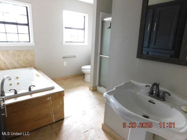 SaloneBath1 | Image 17