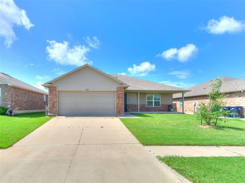 11104 Nw 99th St, Yukon, OK, 73099-8894 | Card Image
