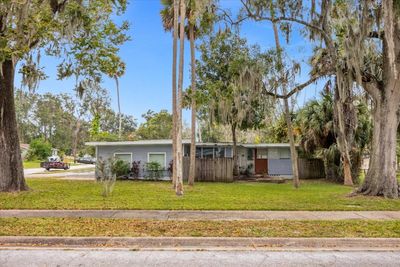 1386 Sterling Place, House other with 2 bedrooms, 1 bathrooms and null parking in Daytona Beach FL | Image 3