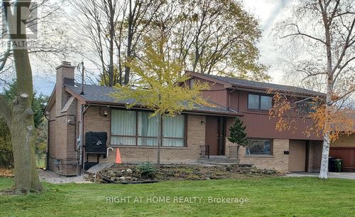 1-169 Yorkview Drive, Toronto (Willowdale West), ON, M2R1K2 | Card Image