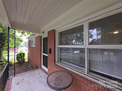 1322 Briar Creek Rd, Charlotte, NC, 28205-6208 | Card Image