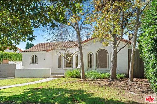 704 17th St, Santa Monica, CA, 90402-3012 | Card Image