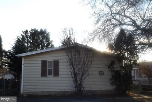 12021 Heather Dr, HAGERSTOWN, MD, 21740-1910 | Card Image