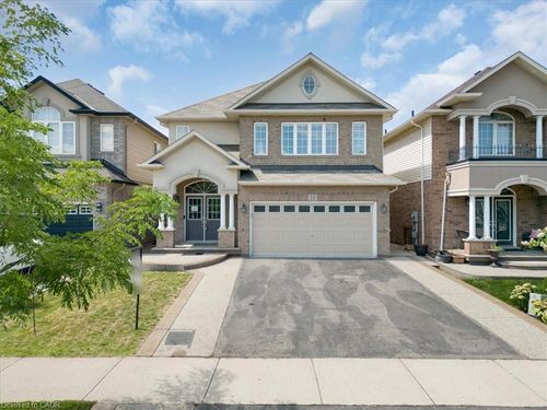 16 Weathering Hts, Stoney Creek, ON, L8J0E7 | Card Image