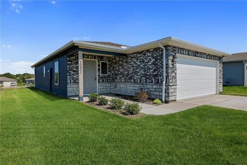 37722 W 207th Ter, Edgerton, KS, 66021-6507 | Card Image